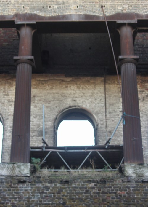 4. Canon 4 Oct 2014 220 Sheerness Church 1830s portico columns