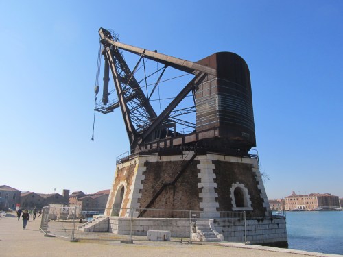 Armstrong Mitchell crane (1883). Image by J. D. Davies.